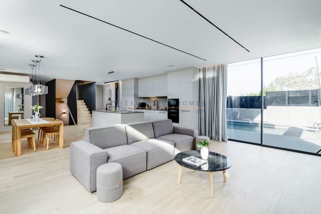 4 slaapkamer Halfvrijstaande villa te koop in Albir, Alfaz del Pi / L'Alfàs del Pi met zwembad garage - € 1.950.000 (Ref: 10070306)