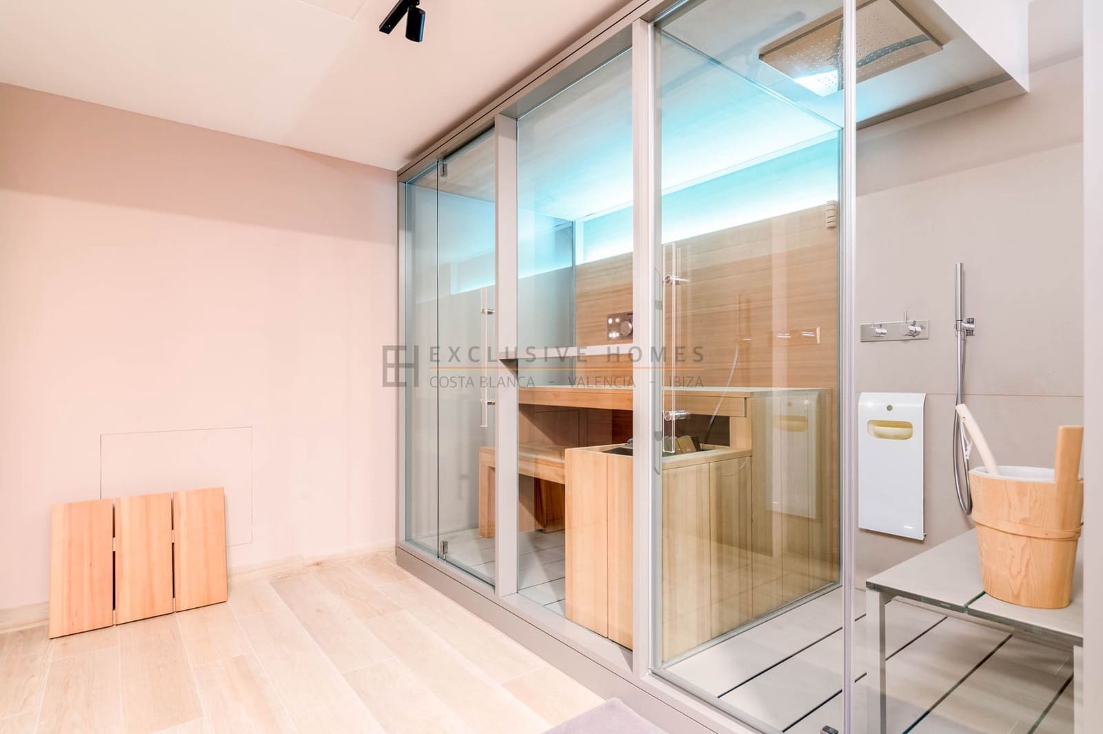 4 slaapkamer Halfvrijstaande villa te koop in Albir met zwembad garage - € 1.950.000 (Ref: 10070306)