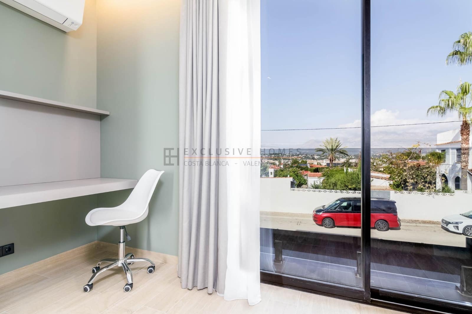 4 slaapkamer Halfvrijstaande villa te koop in Albir met zwembad garage - € 1.950.000 (Ref: 10070306)