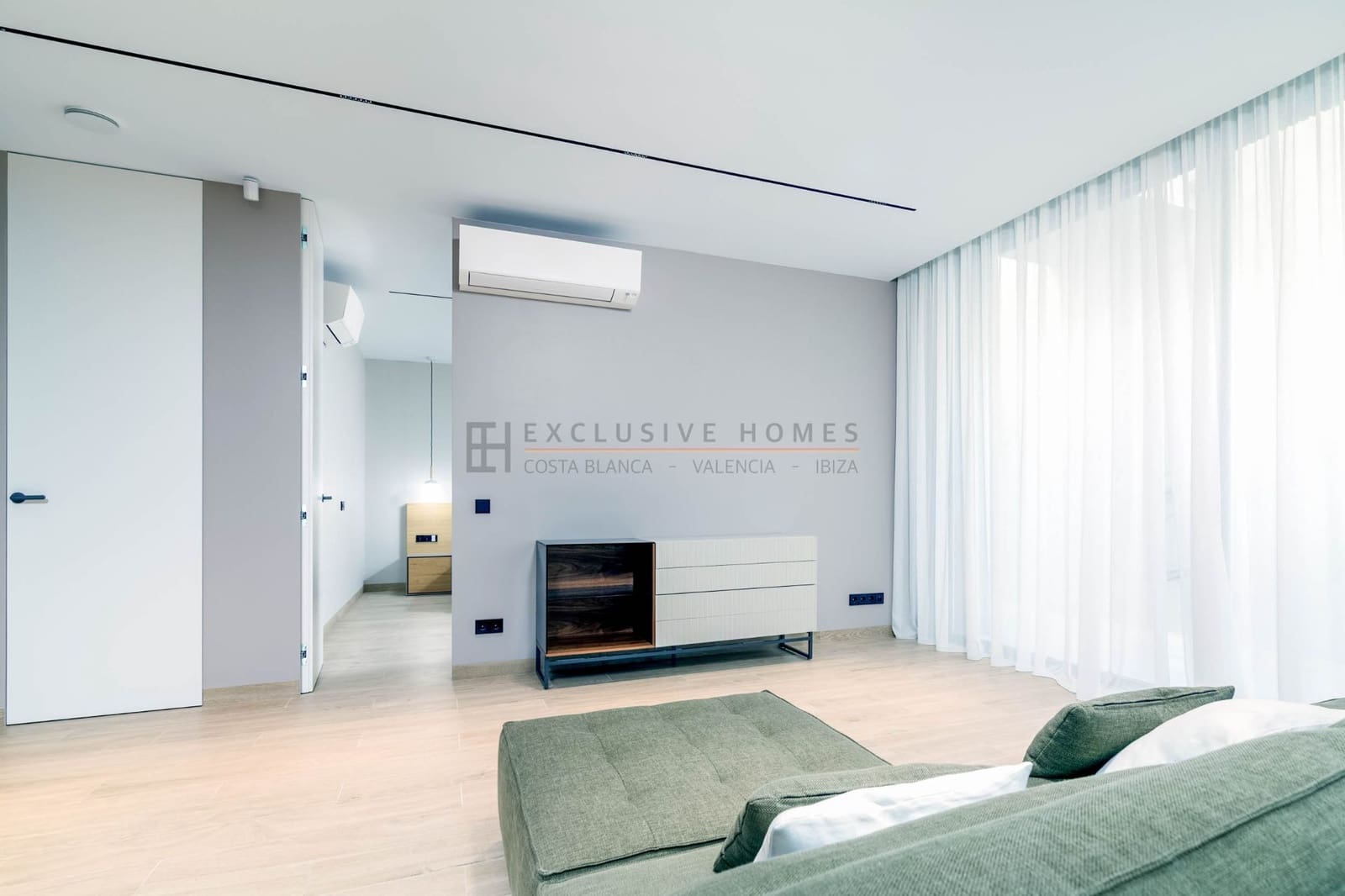 4 slaapkamer Halfvrijstaande villa te koop in Albir met zwembad garage - € 1.950.000 (Ref: 10070306)