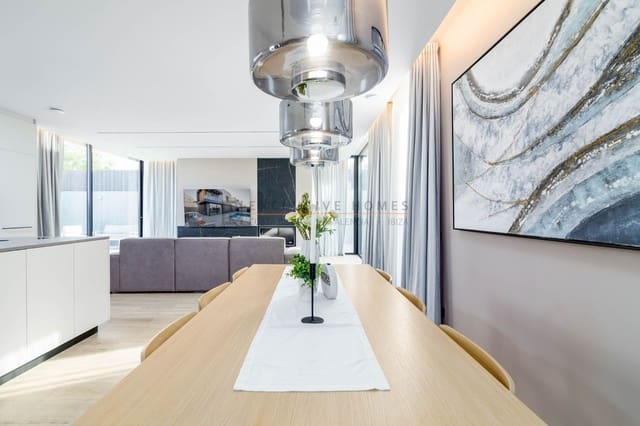 4 slaapkamer Halfvrijstaande villa te koop in Albir, Alfaz del Pi / L'Alfàs del Pi met zwembad garage - € 1.950.000 (Ref: 10070306)
