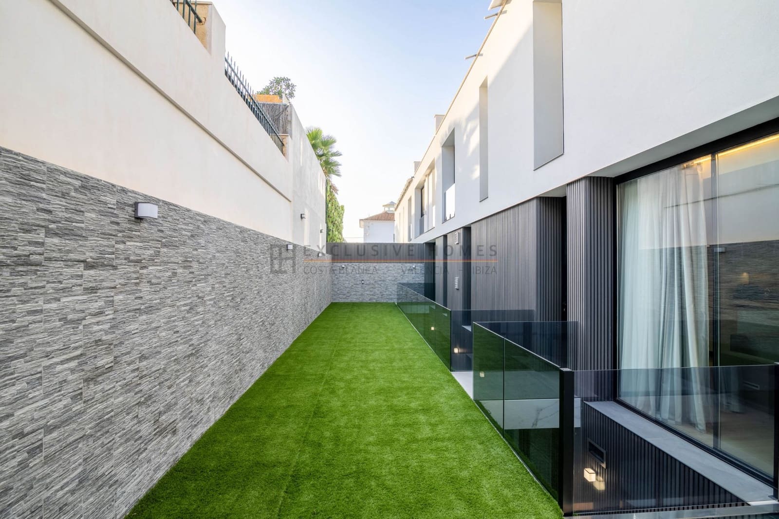 4 slaapkamer Halfvrijstaande villa te koop in Albir met zwembad garage - € 1.950.000 (Ref: 10070306)
