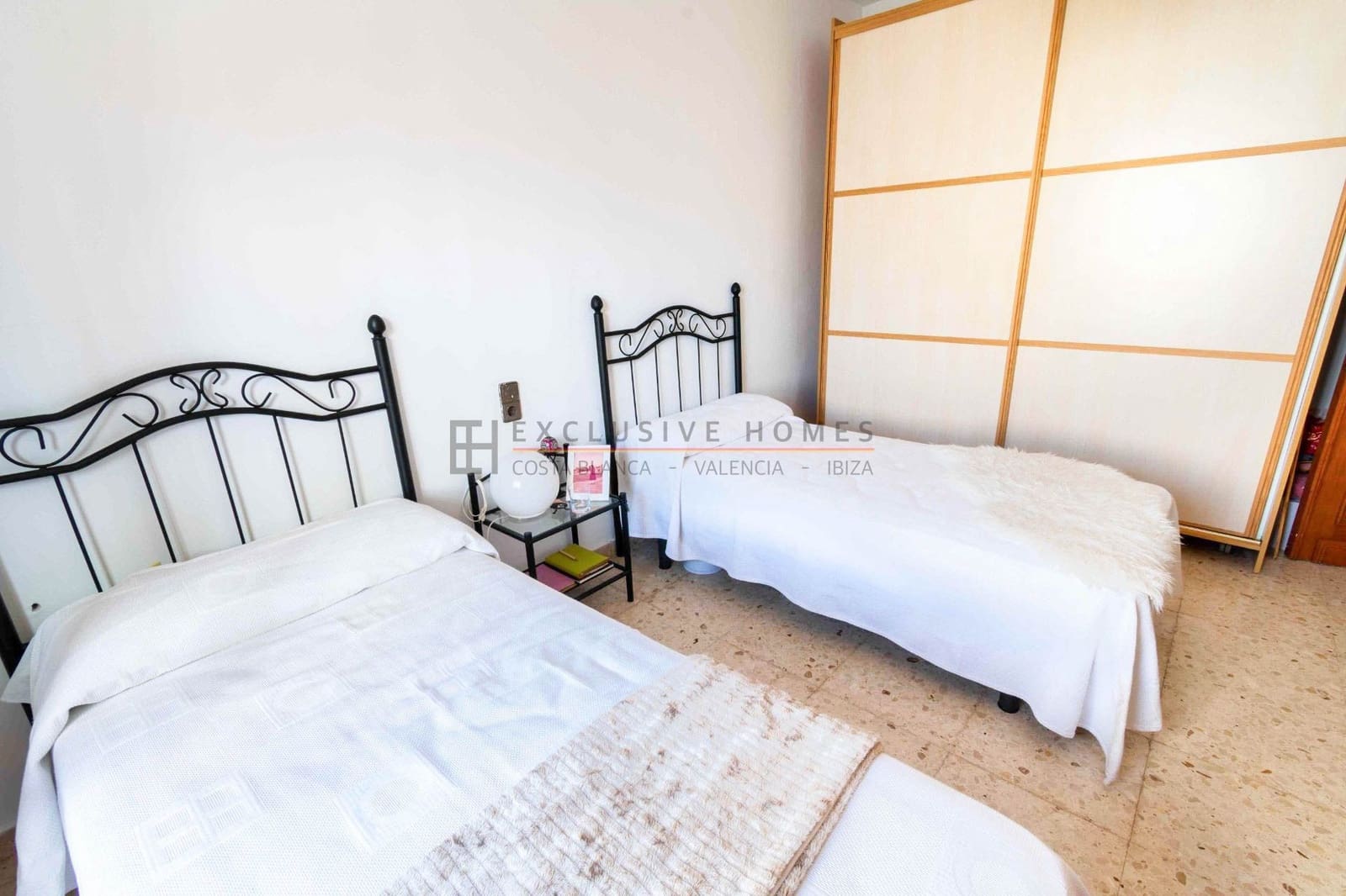 3 Zimmer Villa zu verkaufen in Albir mit Pool Garage - 639.000 € (Ref: 10070308)