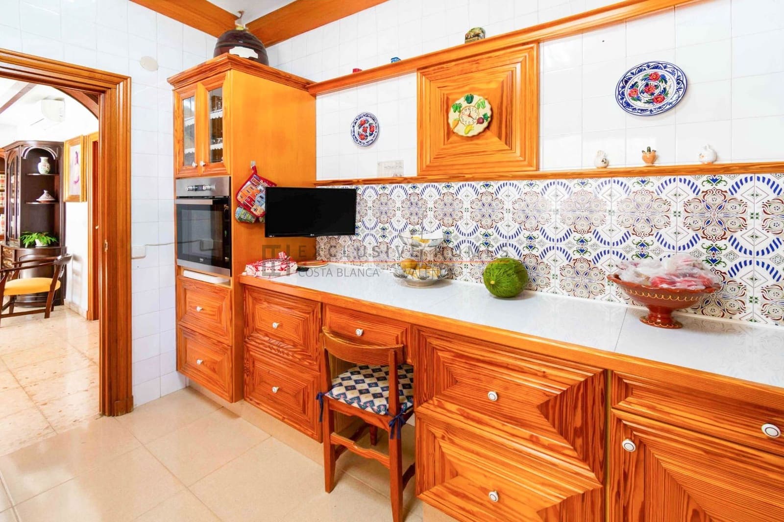 3 Zimmer Villa zu verkaufen in Albir mit Pool Garage - 639.000 € (Ref: 10070308)