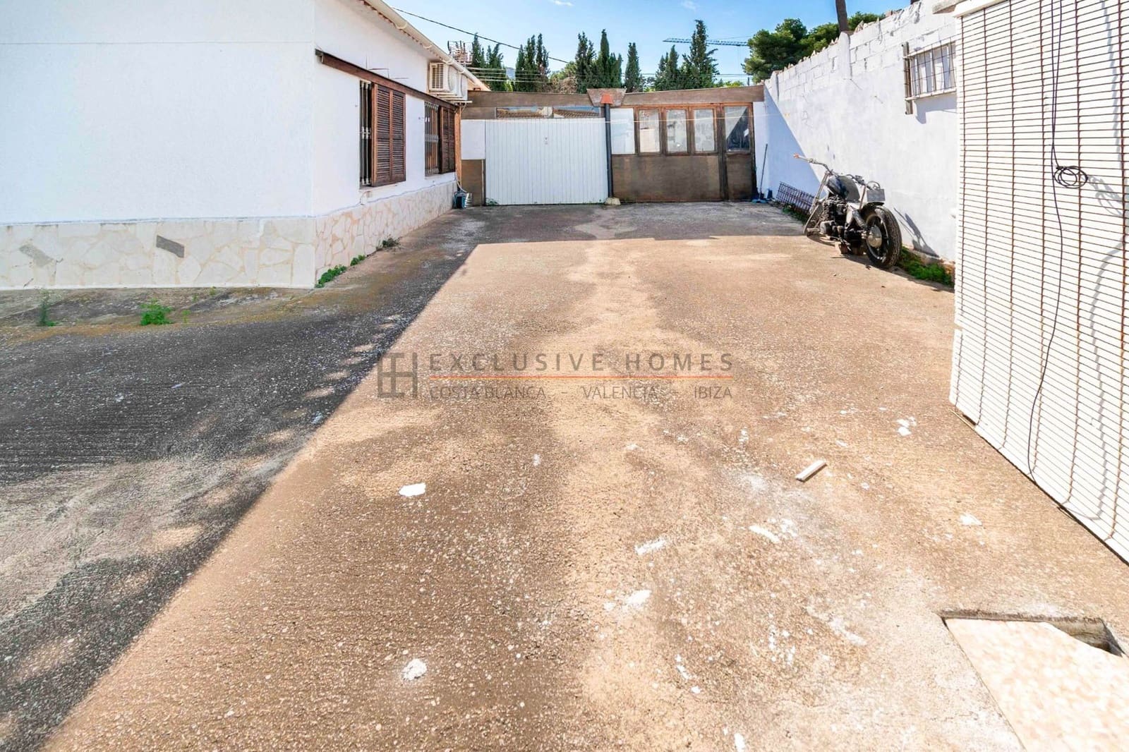 3 Zimmer Villa zu verkaufen in Albir mit Pool Garage - 639.000 € (Ref: 10070308)