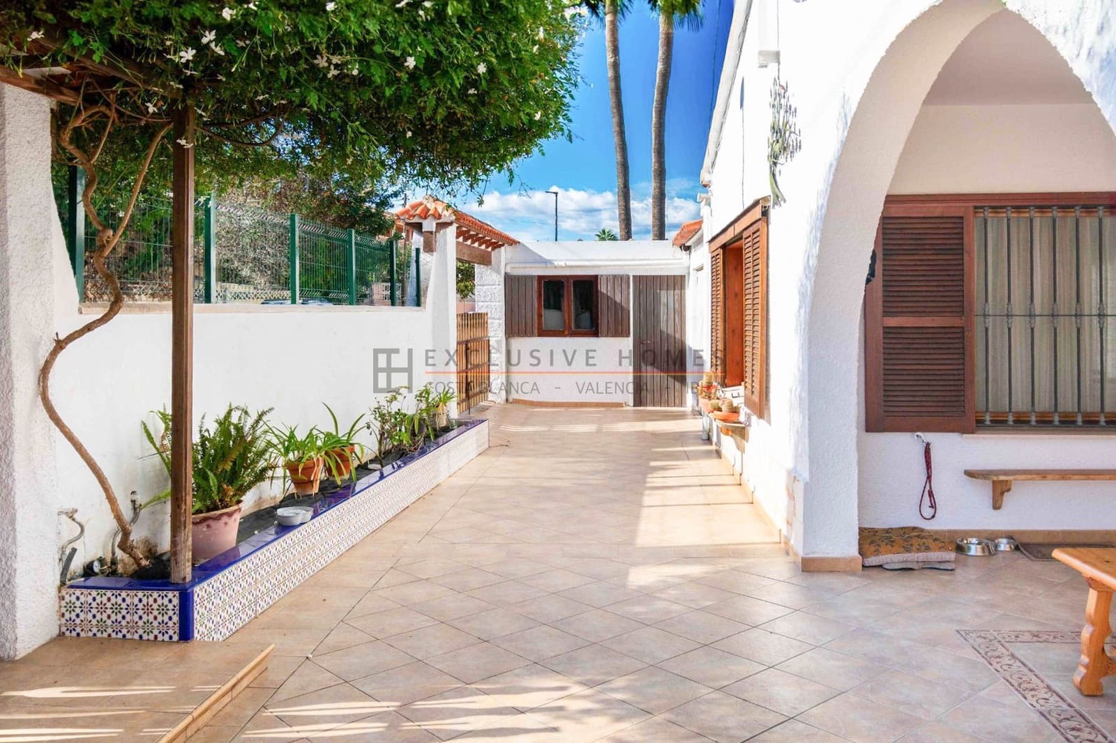 3 Zimmer Villa zu verkaufen in Albir mit Pool Garage - 639.000 € (Ref: 10070308)
