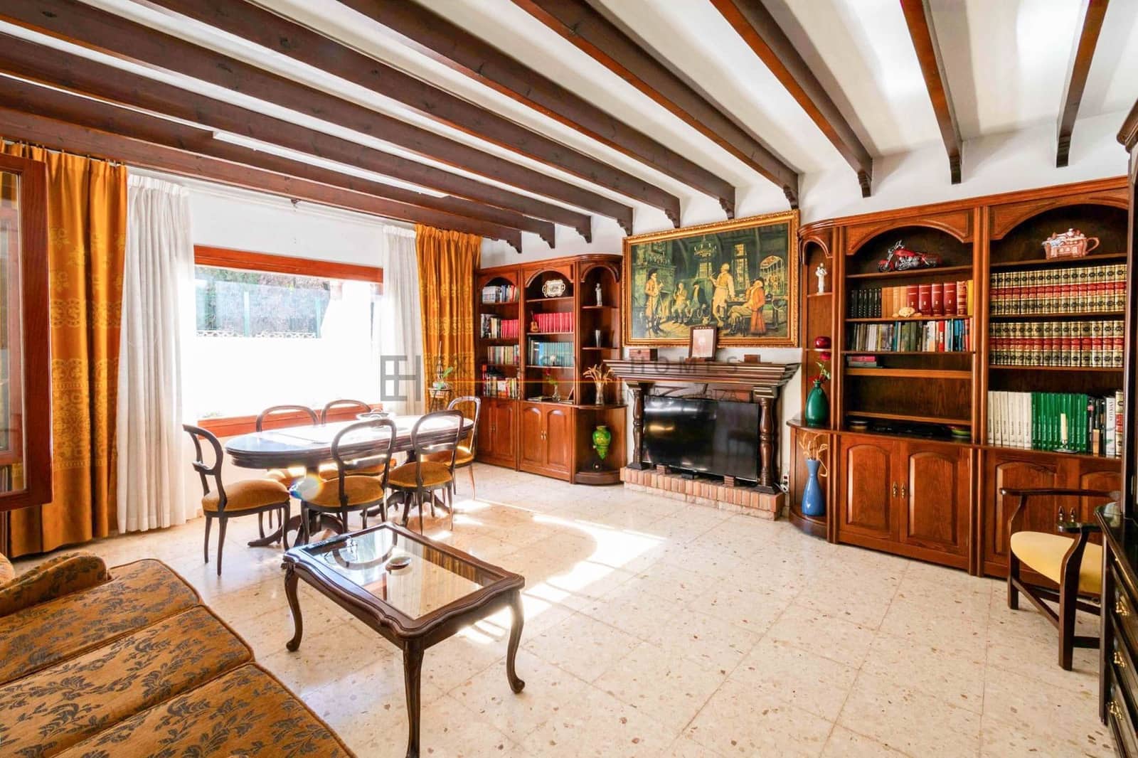 3 Zimmer Villa zu verkaufen in Albir mit Pool Garage - 639.000 € (Ref: 10070308)