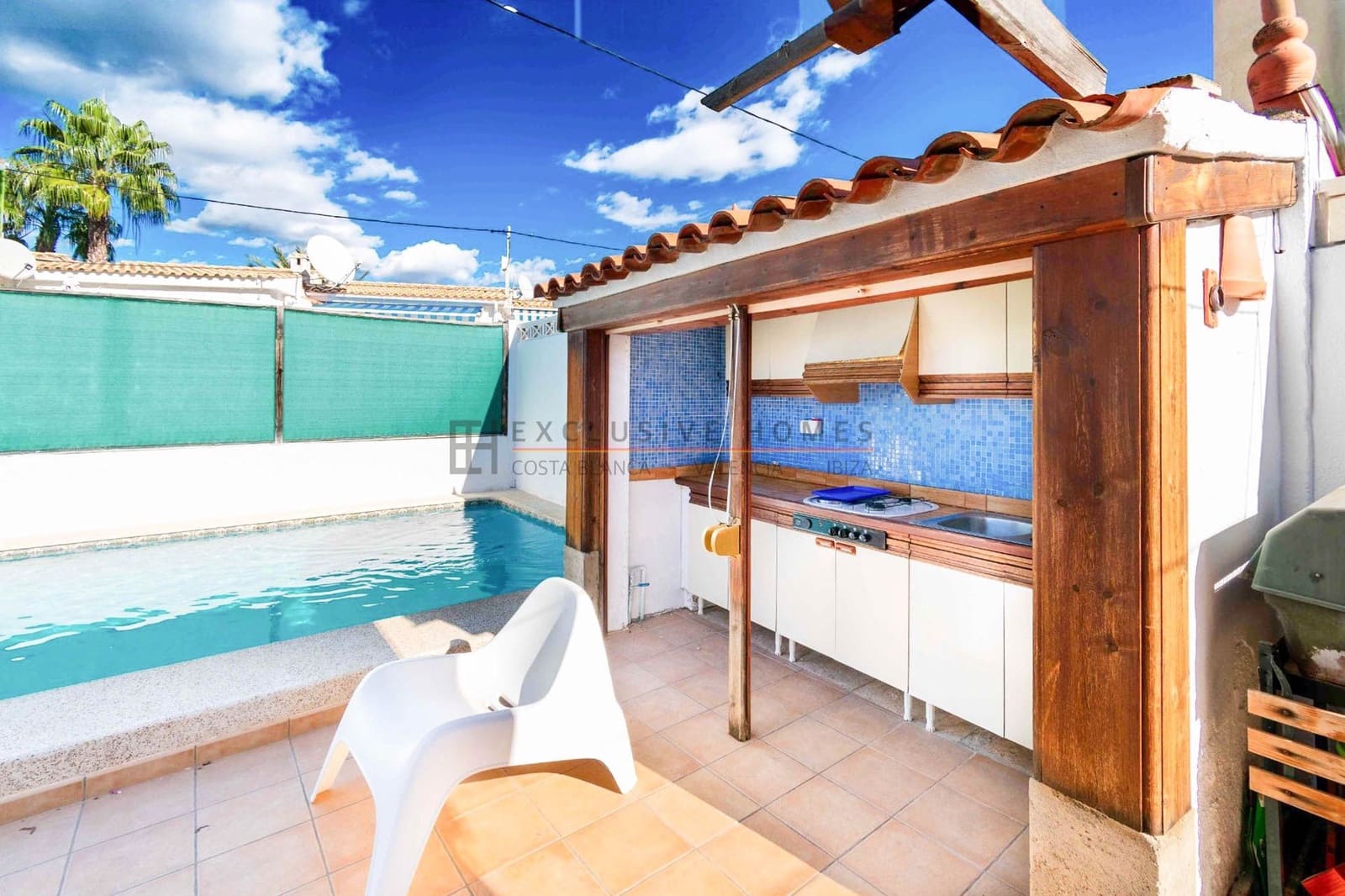 3 Zimmer Villa zu verkaufen in Albir mit Pool Garage - 639.000 € (Ref: 10070308)