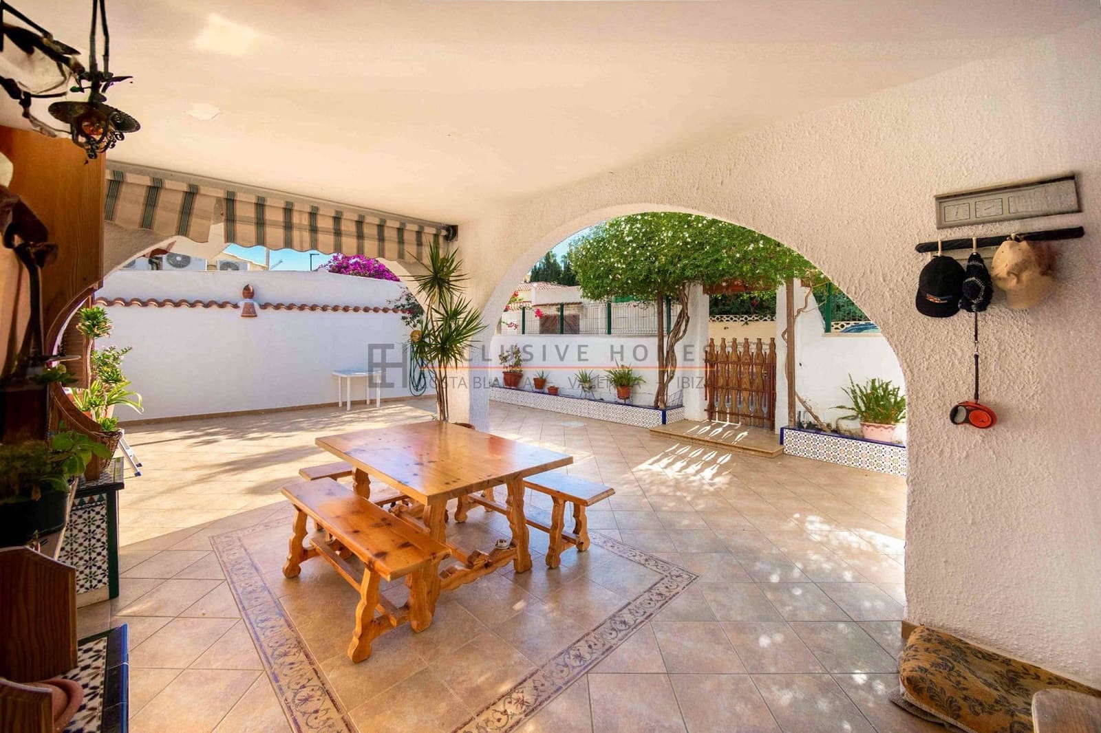 3 Zimmer Villa zu verkaufen in Albir mit Pool Garage - 639.000 € (Ref: 10070308)