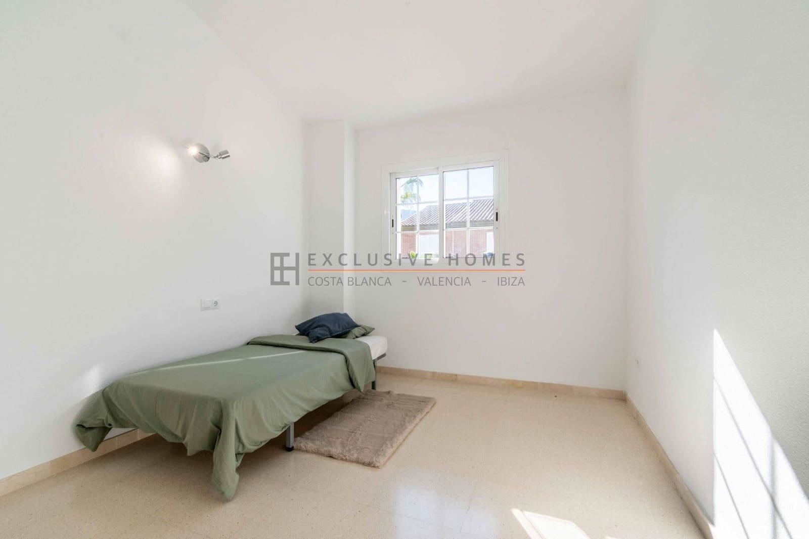 3 quarto Moradia Geminada para venda em Albir com piscina garagem - 455 000 € (Ref: 10070309)