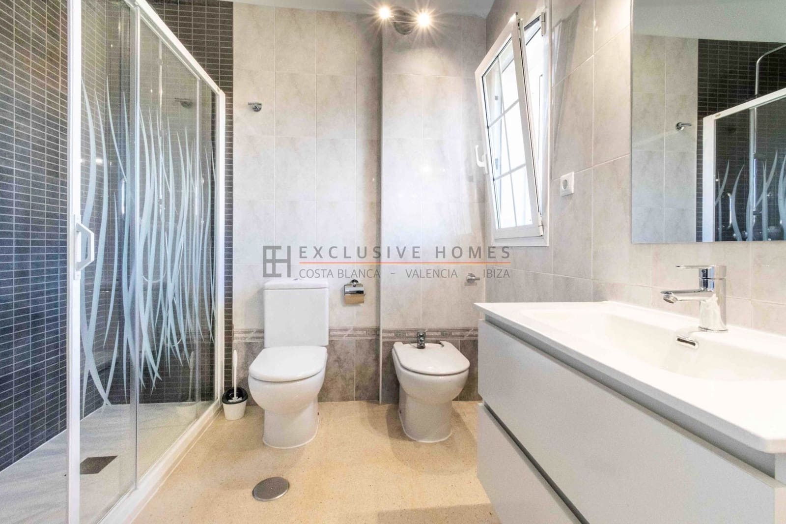3 quarto Moradia Geminada para venda em Albir com piscina garagem - 455 000 € (Ref: 10070309)