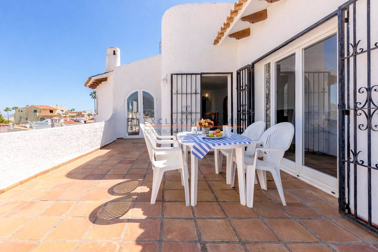 5 Zimmer Villa zu verkaufen in Albir mit Pool Garage - 795.000 € (Ref: 10070310)