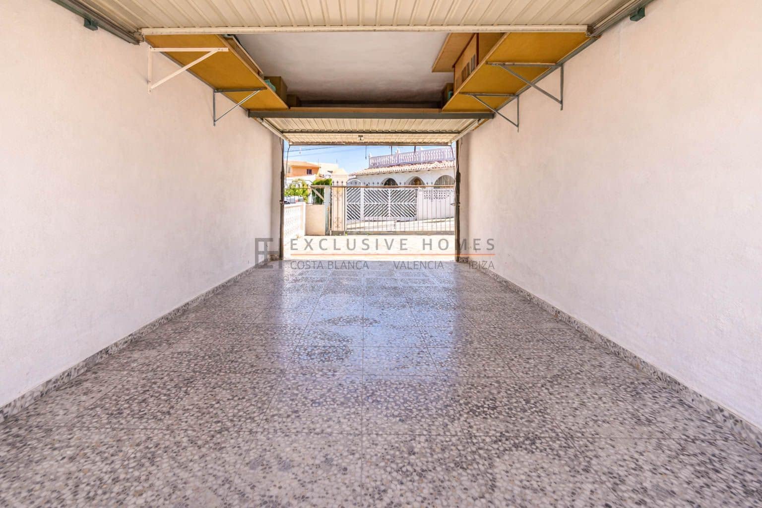 5 Zimmer Villa zu verkaufen in Albir mit Pool Garage - 795.000 € (Ref: 10070310)