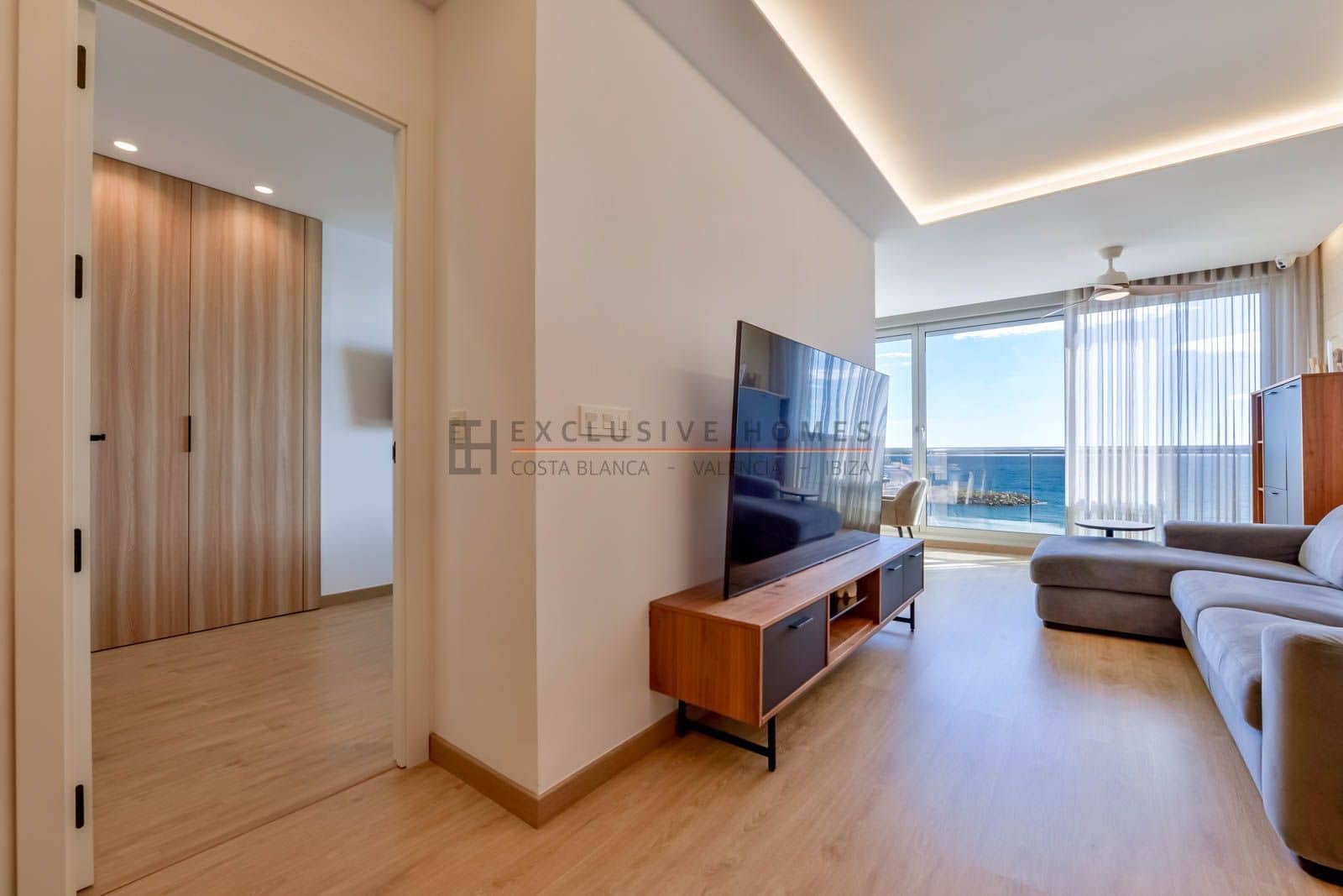4 quarto Casa em Banda para venda em Altea com piscina garagem - 649 000 € (Ref: 10077708)