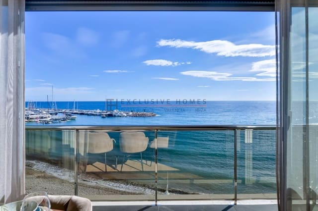 4 quarto Casa em Banda para venda em Altea com piscina garagem - 649 000 € (Ref: 10077708)