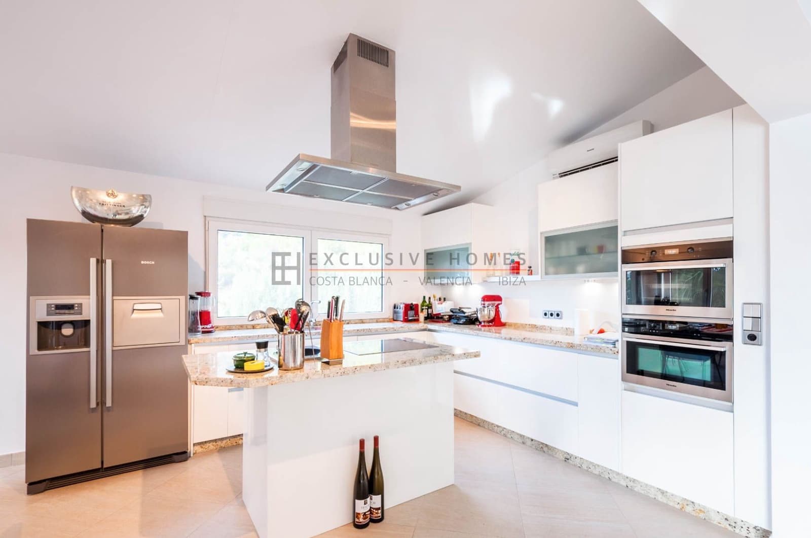 Chalet de 3 habitaciones en Moraira en venta con piscina garaje - 1.425.000 € (Ref: 10077709)