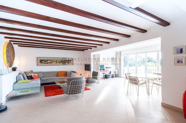 Chalet de 3 habitaciones en Moraira, Teulada-Moraira en venta con piscina garaje - 1.425.000 € (Ref: 10077709)