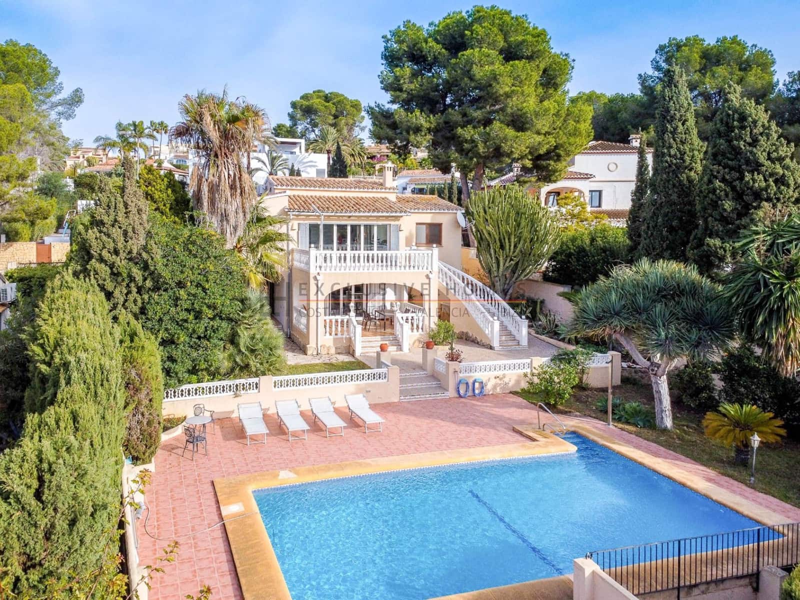 Chalet de 3 habitaciones en Moraira en venta con piscina garaje - 1.425.000 € (Ref: 10077709)