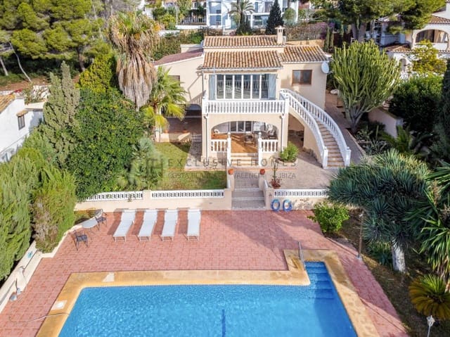 Chalet de 3 habitaciones en Moraira, Teulada-Moraira en venta con piscina garaje - 1.425.000 € (Ref: 10077709)