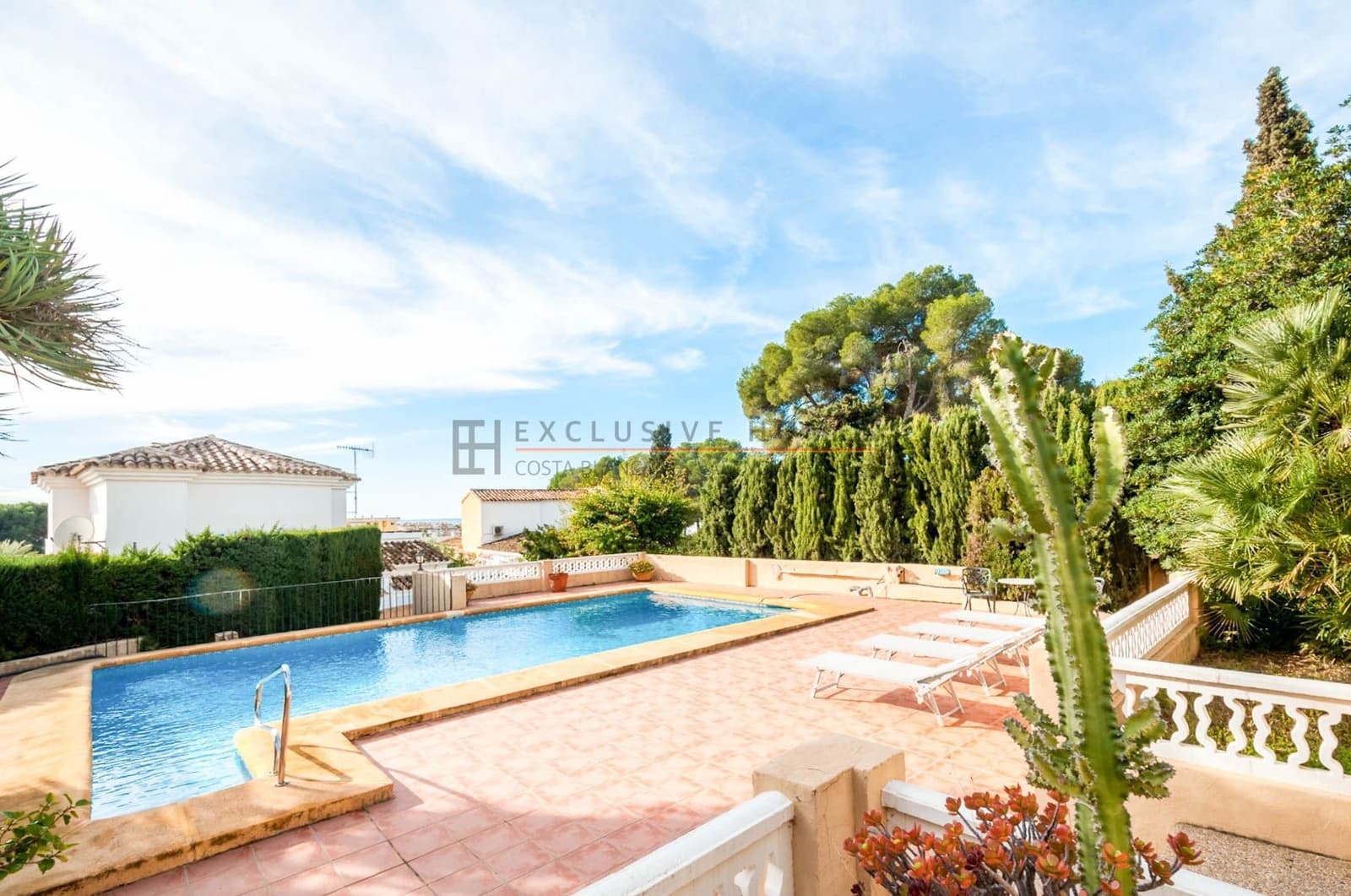 Chalet de 3 habitaciones en Moraira en venta con piscina garaje - 1.425.000 € (Ref: 10077709)