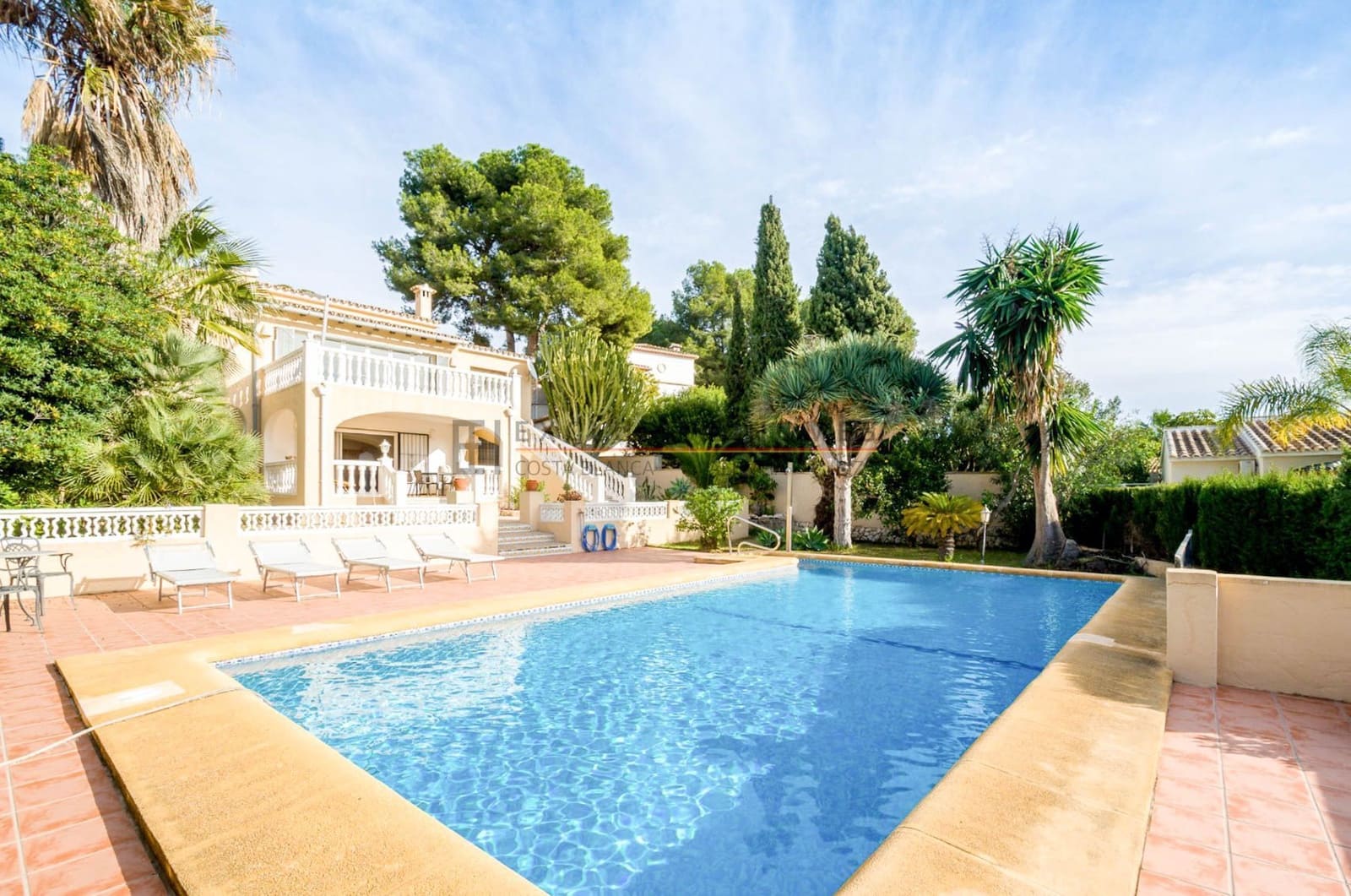 Chalet de 3 habitaciones en Moraira en venta con piscina garaje - 1.425.000 € (Ref: 10077709)