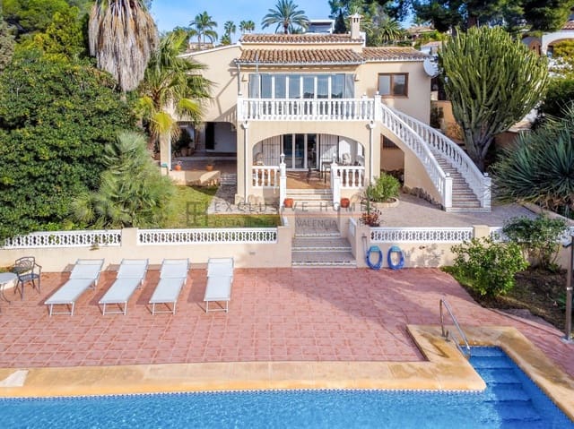 Chalet de 3 habitaciones en Moraira, Teulada-Moraira en venta con piscina garaje - 1.425.000 € (Ref: 10077709)