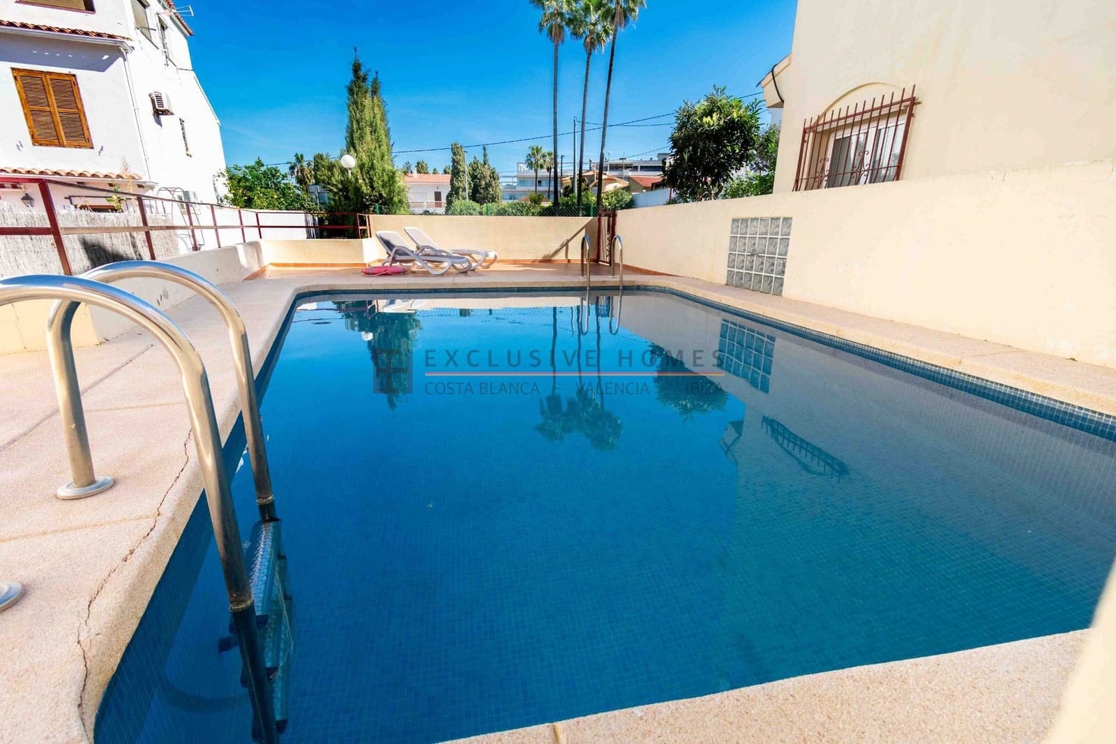 3 soveværelse Semi-Rækkehus til salg i Albir med swimmingpool - € 361.500 (Ref: 10113571)