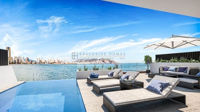 3 sovrum Lägenhet till salu i Playa Poniente, Benidorm med pool garage - 1 200 000 € (Ref: 6308360)