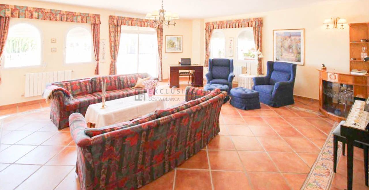 8 soverom Villa til salgs i Alfaz del Pi / L'Alfas del Pi med svømmebasseng garasje - € 1 750 000 (Ref: 6976435)