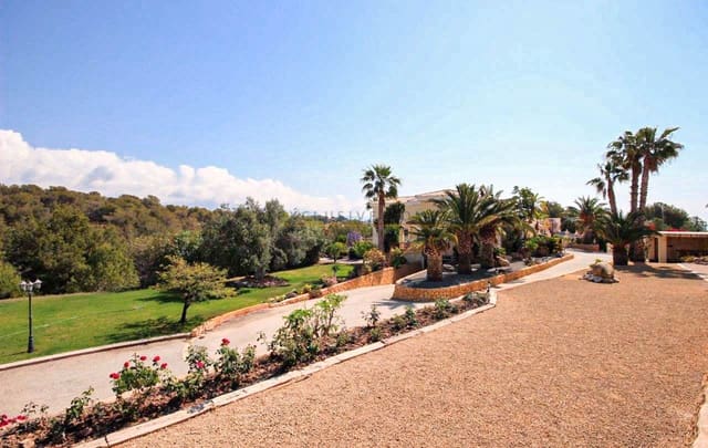 8 soveværelse Villa til salg i Alfaz del Pi / L'Alfàs del Pi med swimmingpool garage - € 1.750.000 (Ref: 6976435)