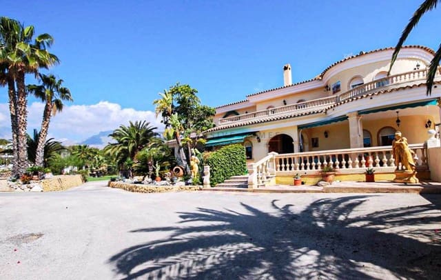 8 soveværelse Villa til salg i Alfaz del Pi / L'Alfàs del Pi med swimmingpool garage - € 1.750.000 (Ref: 6976435)