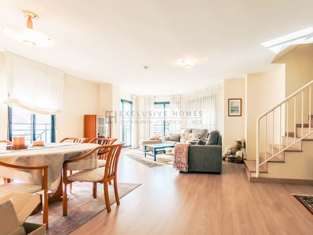 4 camera da letto Casa in vendita in Altea con piscina - 380.000 € (Rif: 8567433)
