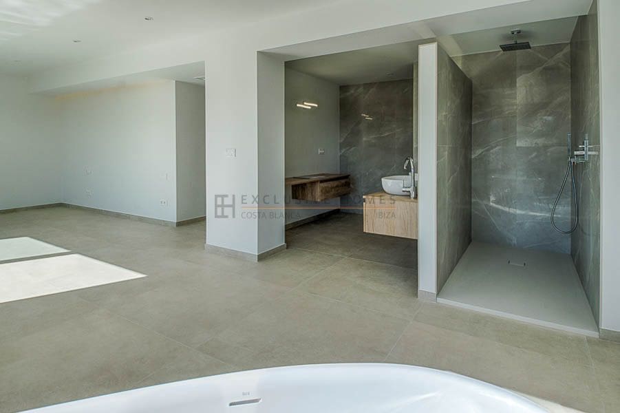 4 Zimmer Villa zu verkaufen in Alfaz del Pi / L'Alfas del Pi mit Pool Garage - 2.250.000 € (Ref: 8567466)