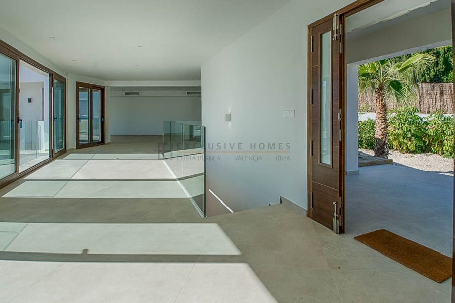 4 Zimmer Villa zu verkaufen in Alfaz del Pi / L'Alfas del Pi mit Pool Garage - 2.250.000 € (Ref: 8567466)