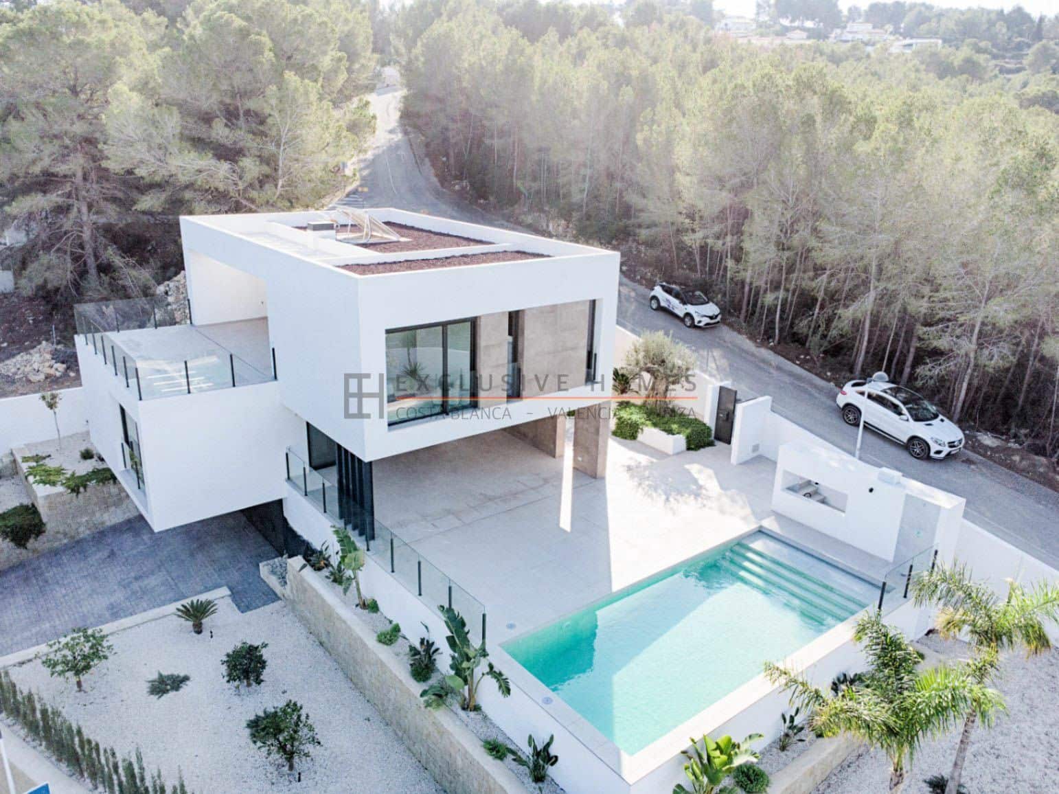 4 bedroom Villa for sale in Moraira with pool garage - € 1,499,000 (Ref: 8572184)