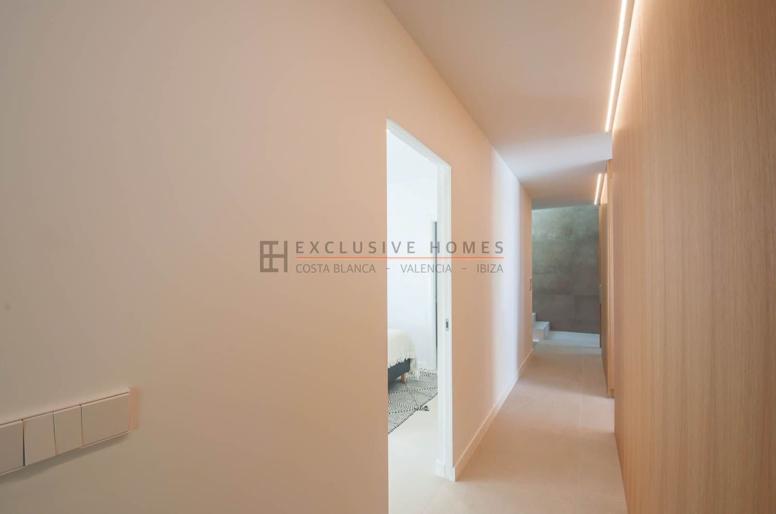 4 bedroom Villa for sale in Moraira with pool garage - € 1,499,000 (Ref: 8572184)