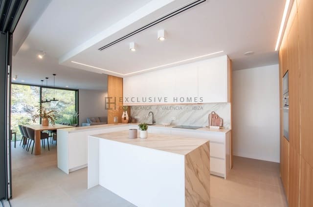 4 soveværelse Villa til salg i Moraira, Teulada-Moraira med swimmingpool garage - € 1.499.000 (Ref: 8572184)