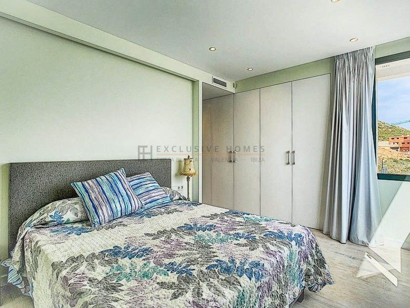 4 slaapkamer Villa te koop in Cumbre del Sol met zwembad garage - € 1.148.000 (Ref: 8614866)
