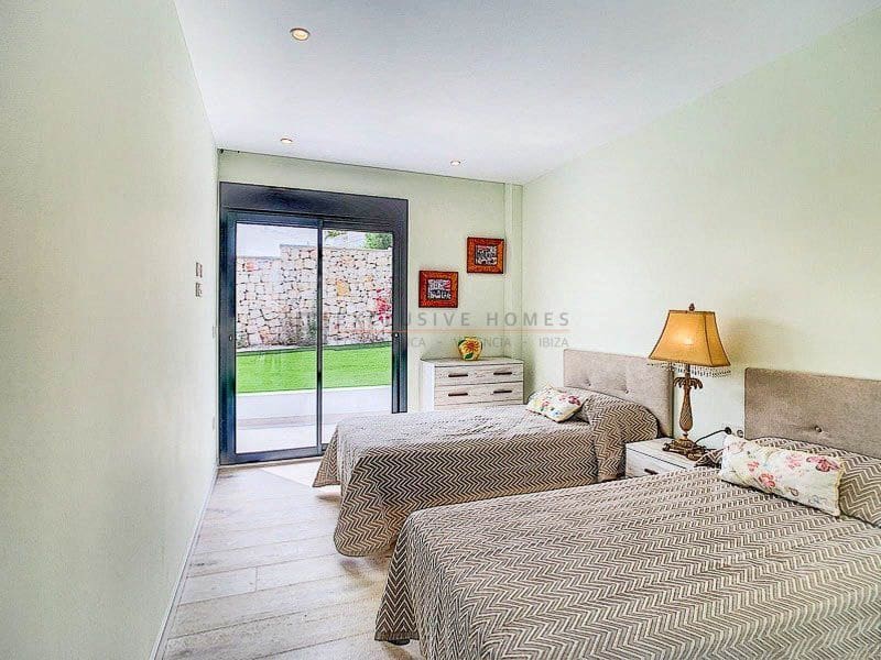 4 slaapkamer Villa te koop in Cumbre del Sol met zwembad garage - € 1.148.000 (Ref: 8614866)