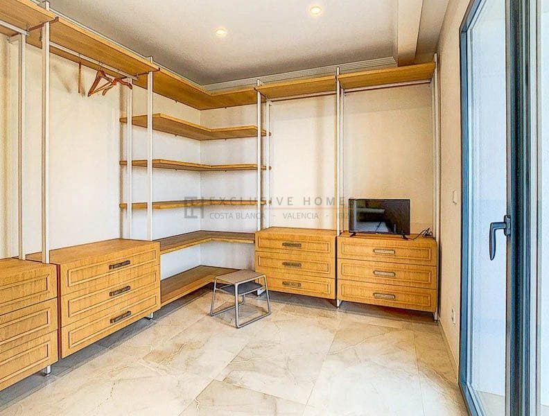 4 slaapkamer Villa te koop in Cumbre del Sol met zwembad garage - € 1.148.000 (Ref: 8614866)