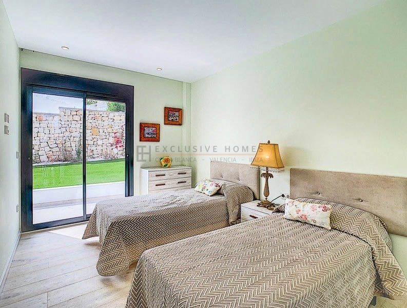 4 slaapkamer Villa te koop in Cumbre del Sol met zwembad garage - € 1.148.000 (Ref: 8614866)
