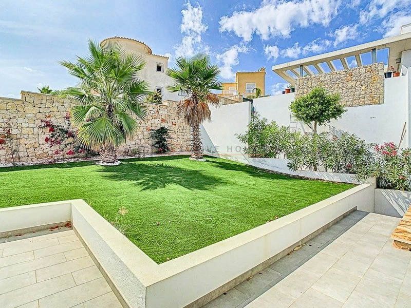 4 slaapkamer Villa te koop in Cumbre del Sol met zwembad garage - € 1.148.000 (Ref: 8614866)