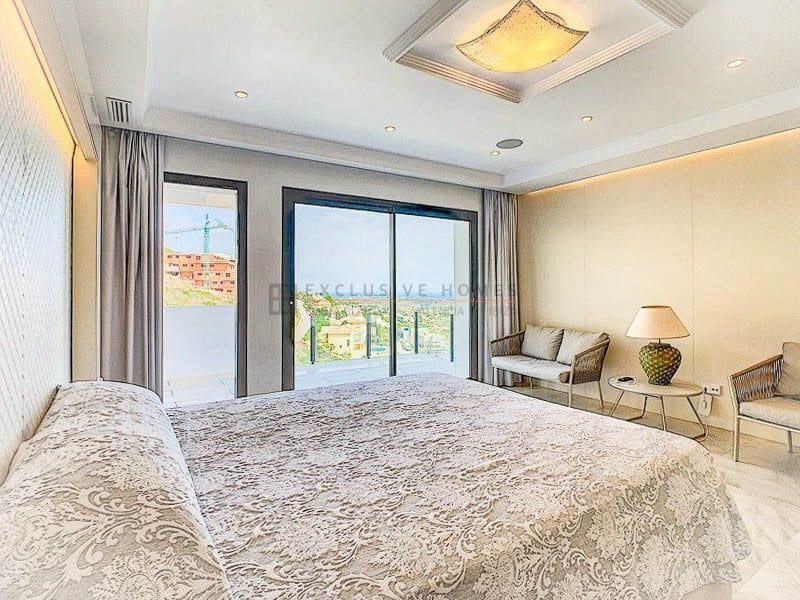 4 slaapkamer Villa te koop in Cumbre del Sol met zwembad garage - € 1.148.000 (Ref: 8614866)