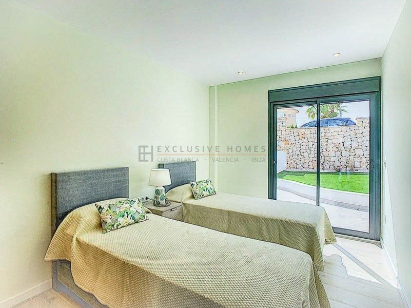 4 slaapkamer Villa te koop in Cumbre del Sol met zwembad garage - € 1.148.000 (Ref: 8614866)