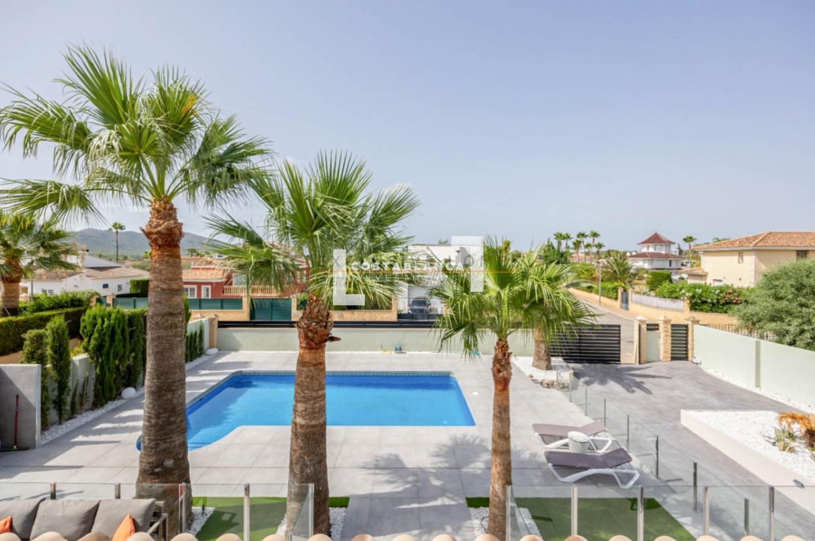 4 bedroom Villa for sale in Alfaz del Pi / L'Alfas del Pi with pool garage - € 1,195,000 (Ref: 8626490)