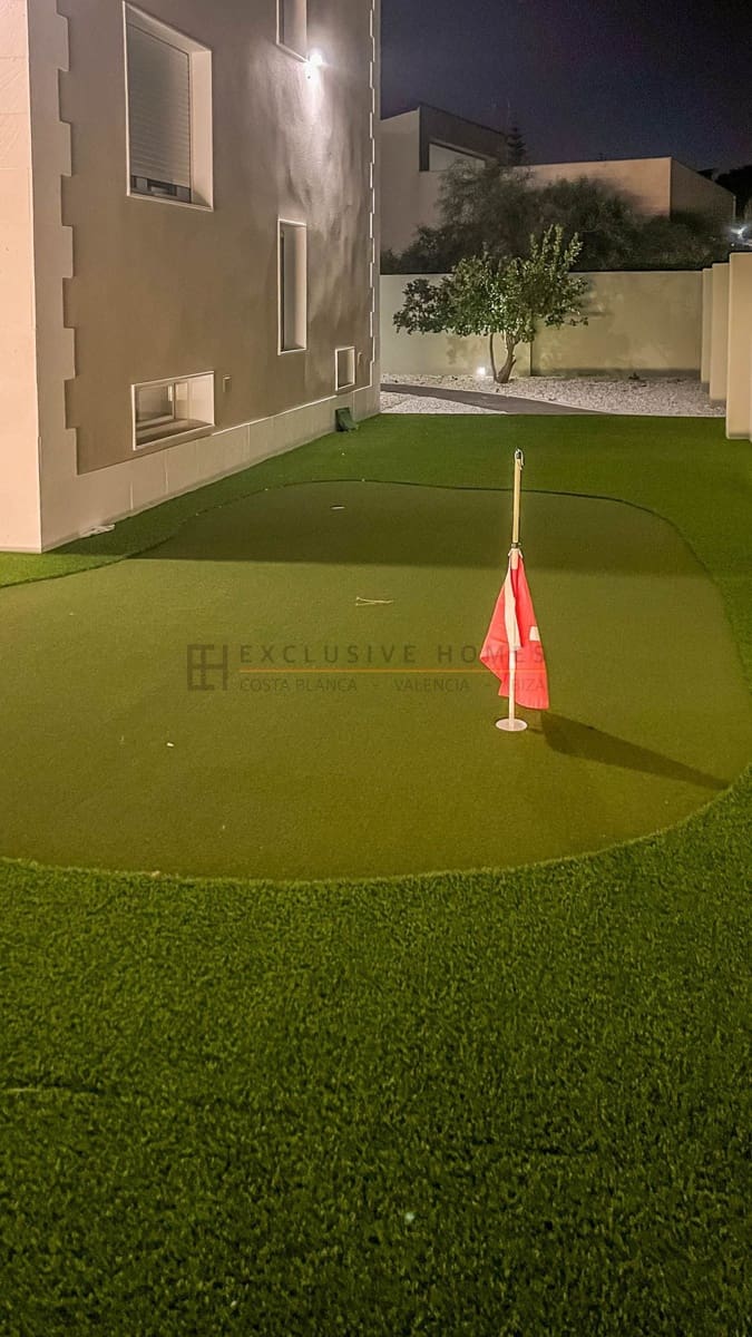 4 bedroom Villa for sale in Alfaz del Pi / L'Alfas del Pi with pool garage - € 1,195,000 (Ref: 8626490)
