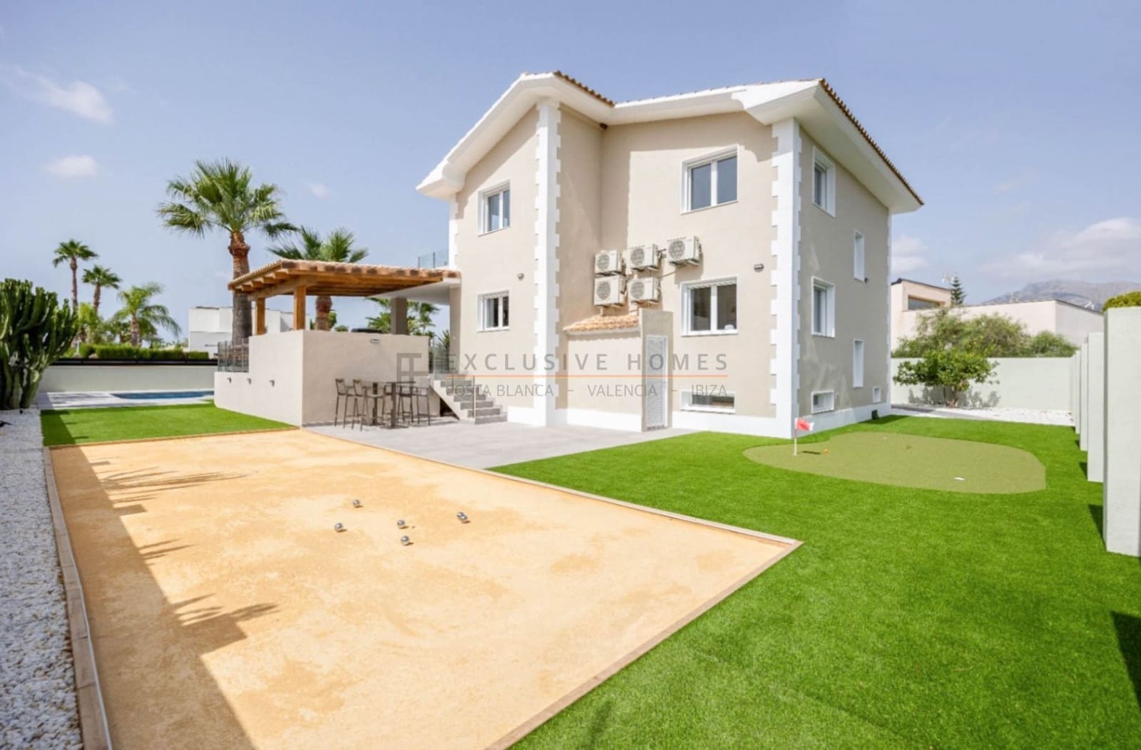 4 bedroom Villa for sale in Alfaz del Pi / L'Alfas del Pi with pool garage - € 1,195,000 (Ref: 8626490)