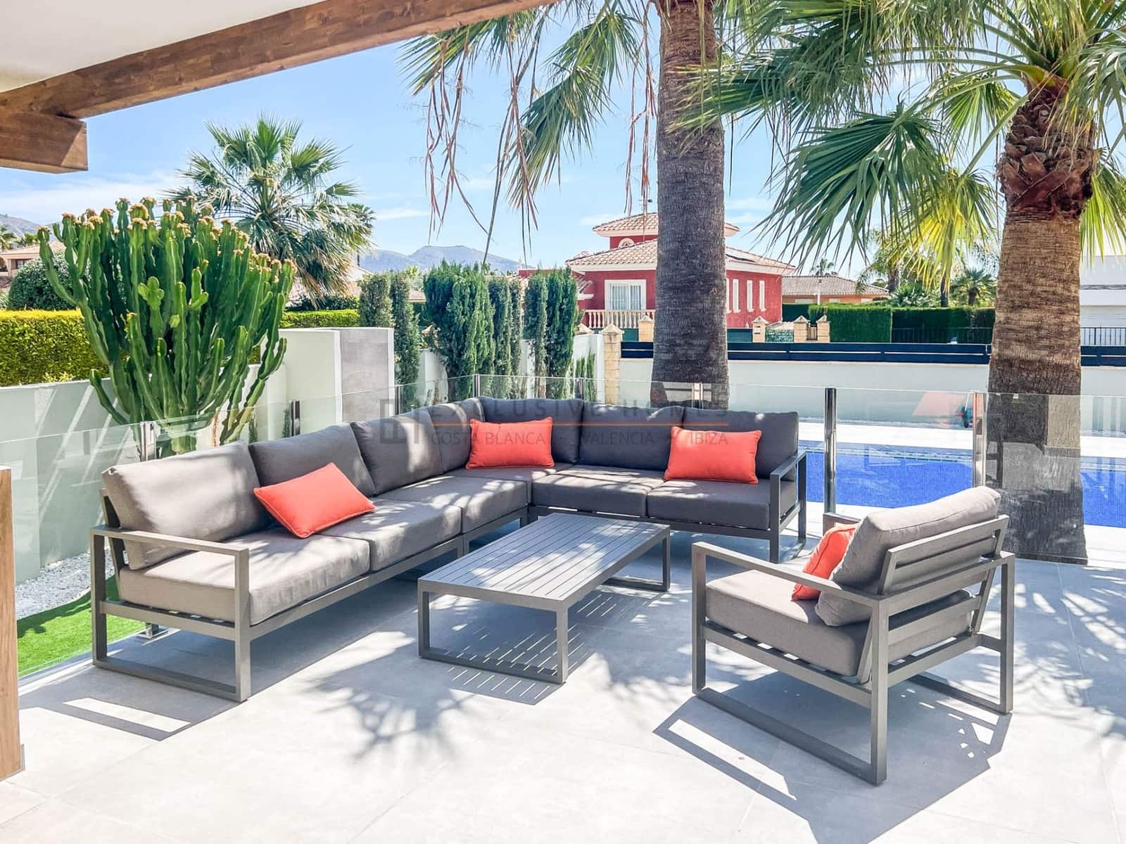 4 bedroom Villa for sale in Alfaz del Pi / L'Alfas del Pi with pool garage - € 1,195,000 (Ref: 8626490)