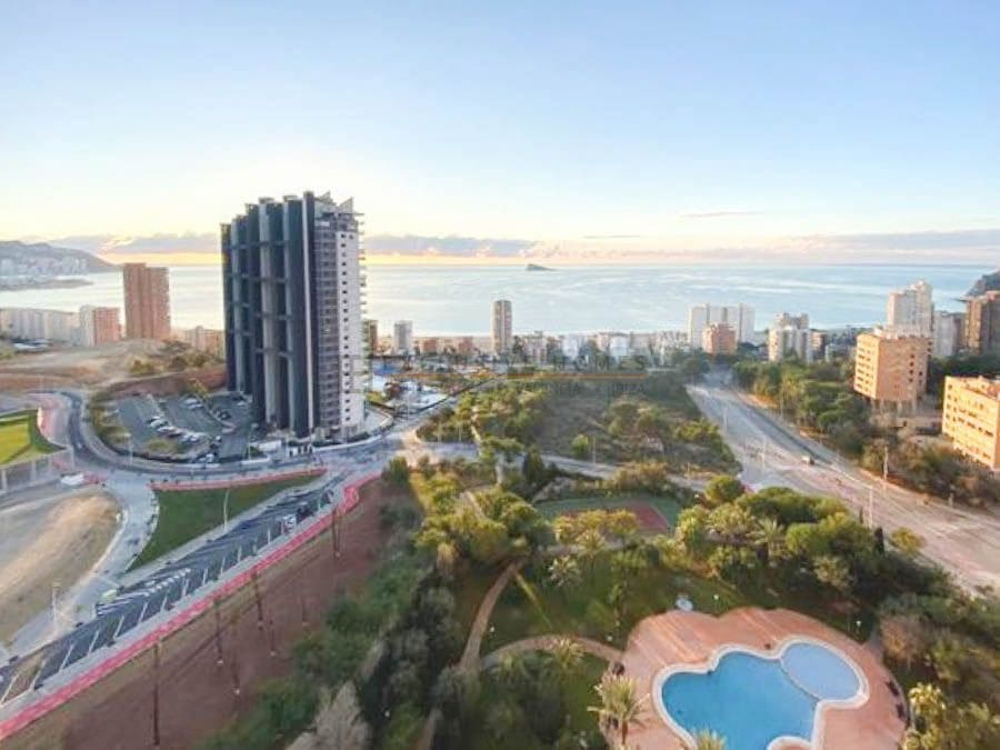 4 slaapkamer Appartement te koop in Benidorm met zwembad garage - € 1.000.000 (Ref: 8665111)