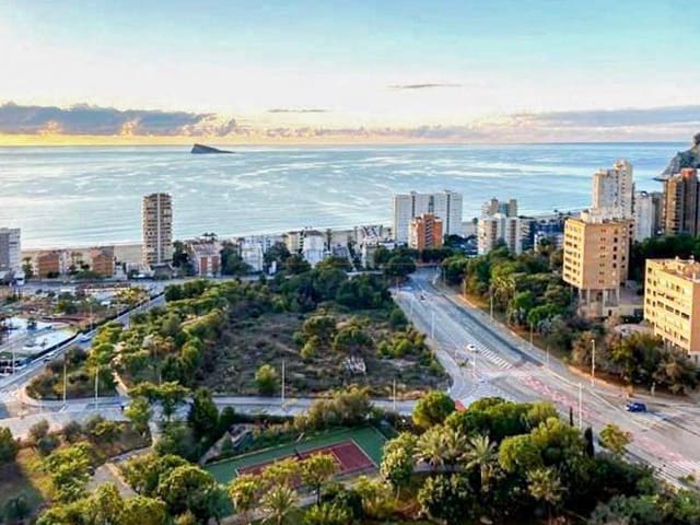 4 slaapkamer Appartement te koop in Playa Poniente, Benidorm met zwembad garage - € 1.000.000 (Ref: 8665111)